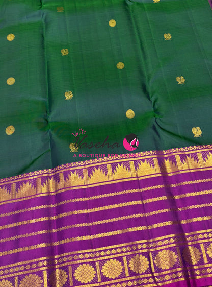 Pure Kanchipuram Silk Saree - Green With Purplish Pink - VVPS098