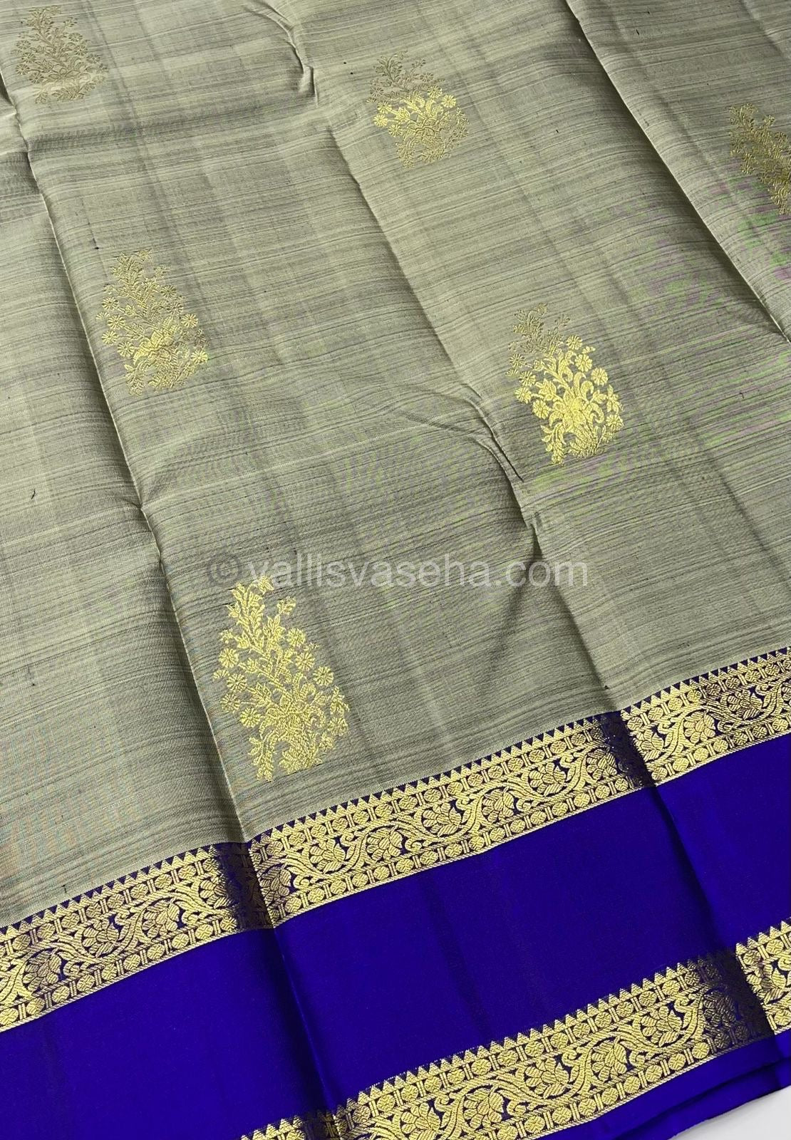 Pure Kanchipuram Silk Saree - Elegant Grey with Blue - Retta Petta Border - VVPS008