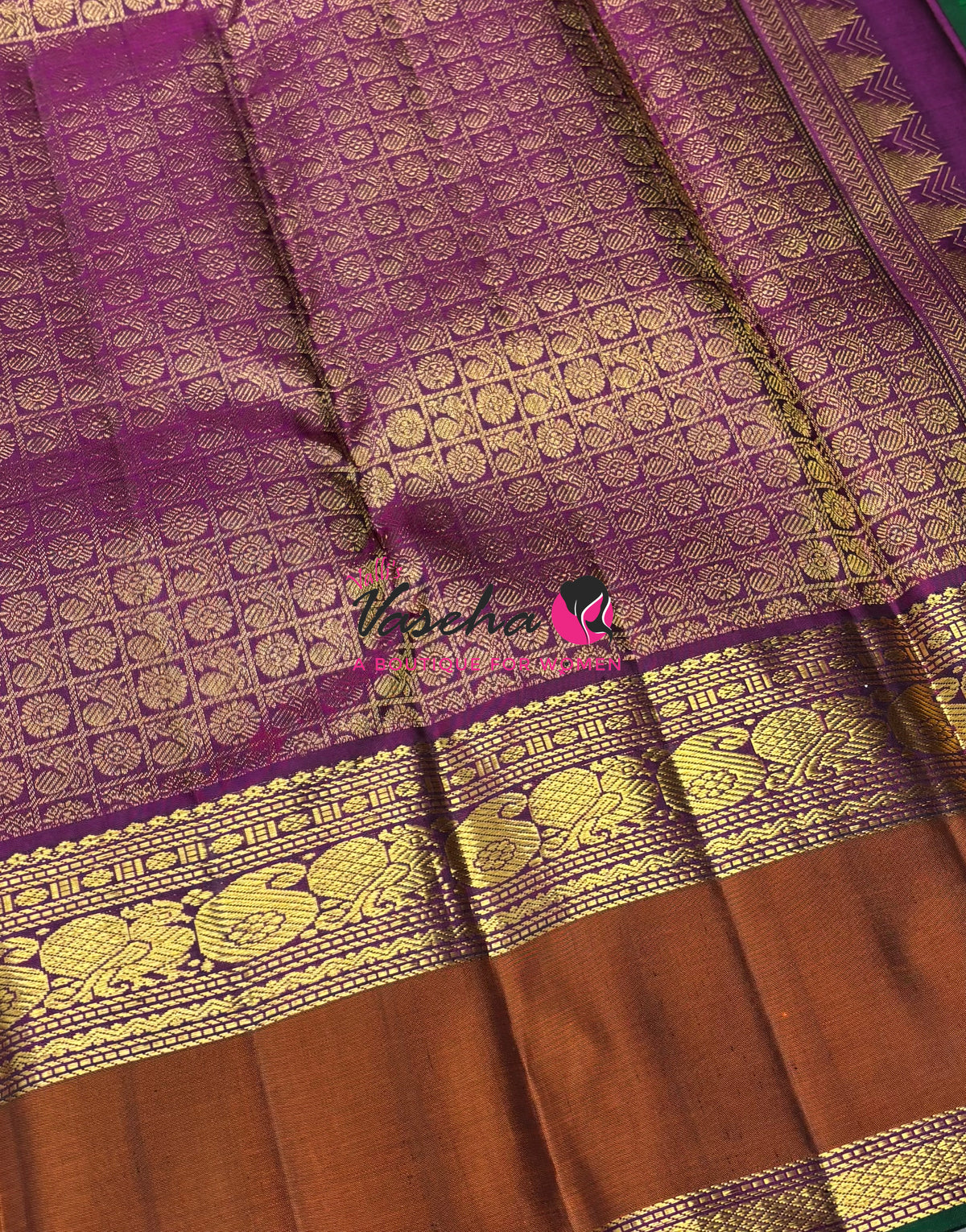 Pure Kanchipuram Silk Saree - Green & Purple Combo - VVPS038