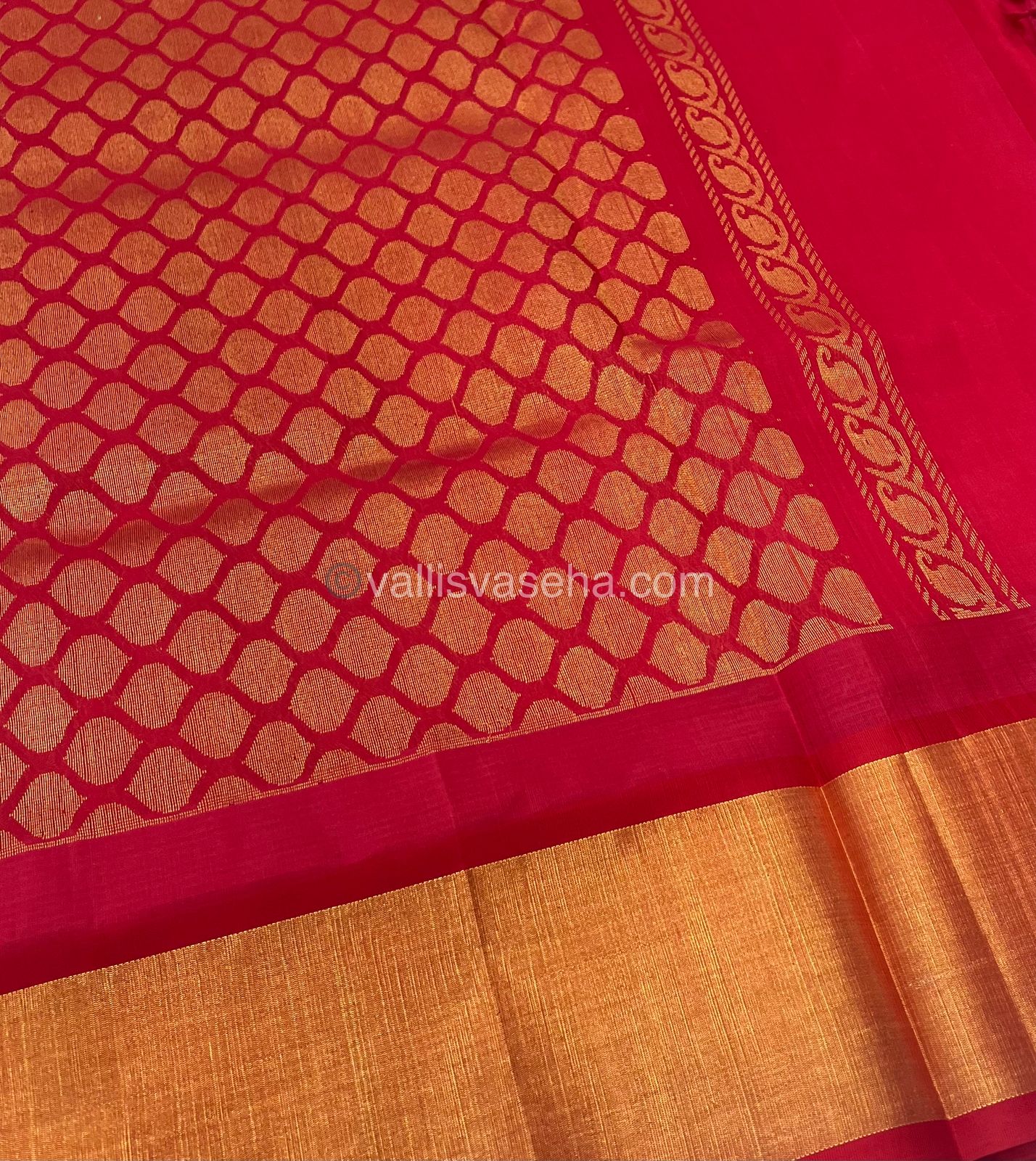 Pure Korvai Silk Cotton Saree - Half white / Cream With Red - Temple border - VVKSC001