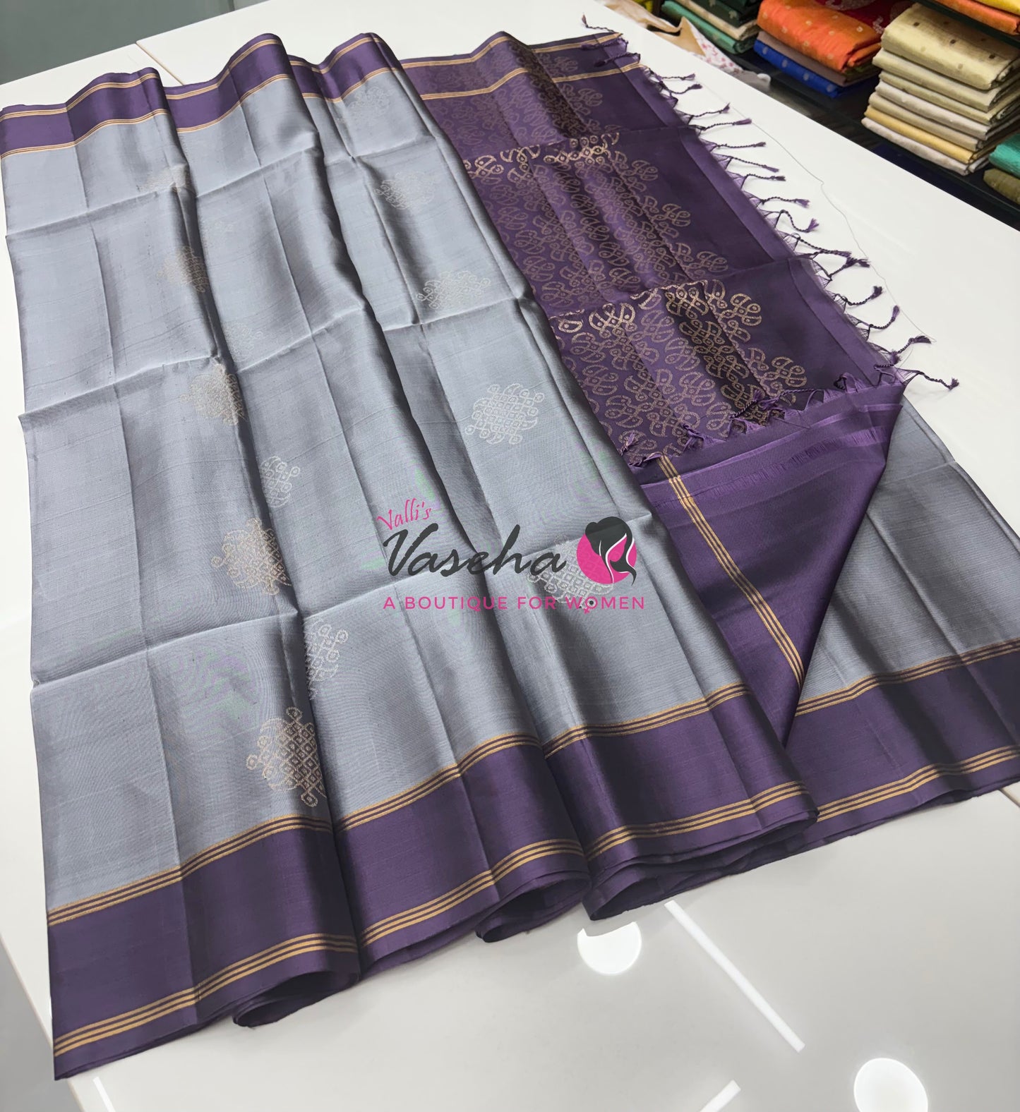 Pure Soft Silk Saree - (1.75 Warp) Kolam Design - Shade Of Grey & Light Purple Shade - VVPSS074