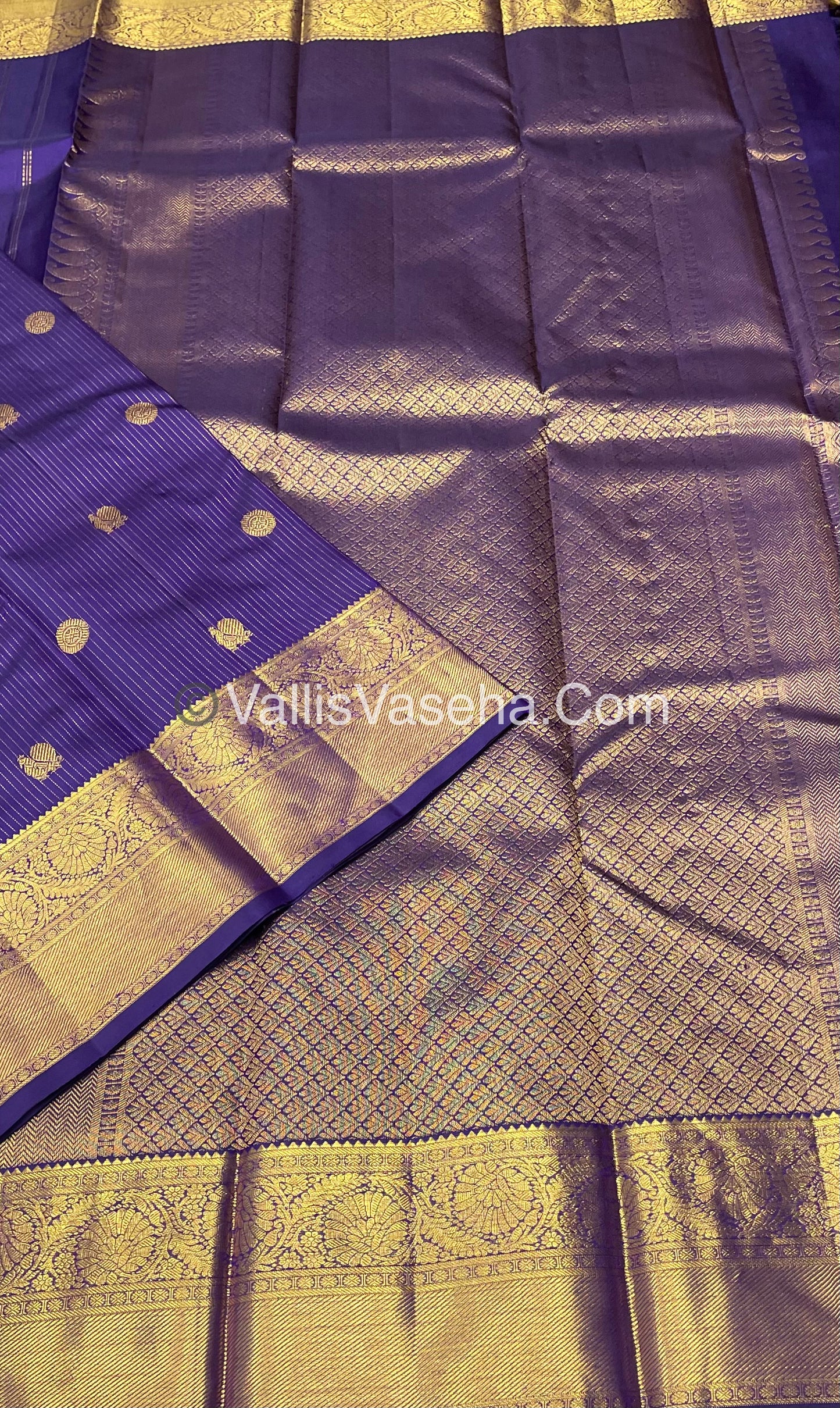Pure Kanchipuram Silk Saree - Vaira Voosi design - Purple shade  - VVPS014