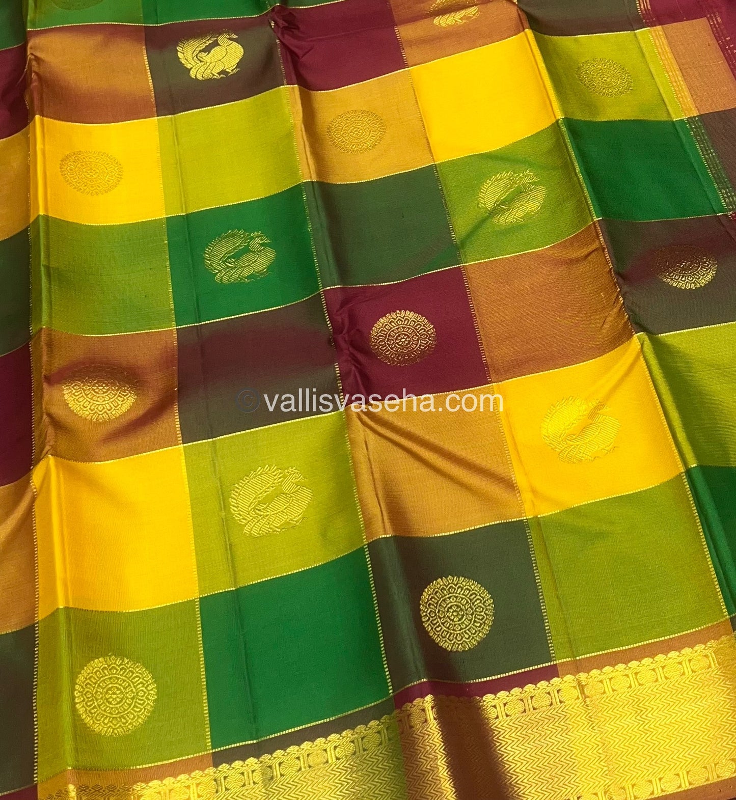 Pure Kanchipuram Silk Saree - Pazhum Pazhamum Checks - VVPS017