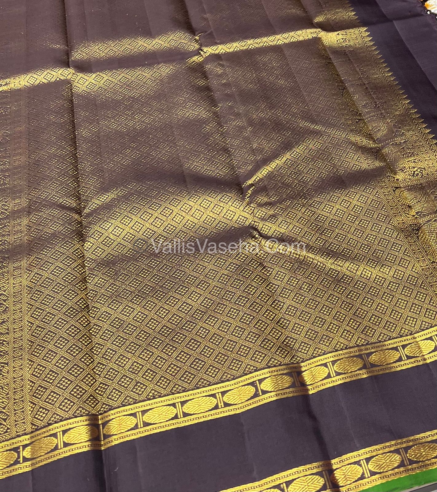 Pure Kanchipuram Silk Saree - Dual Tone Ventahyam Green & Dark Purple( Pakku Color) Combo - VVPS011