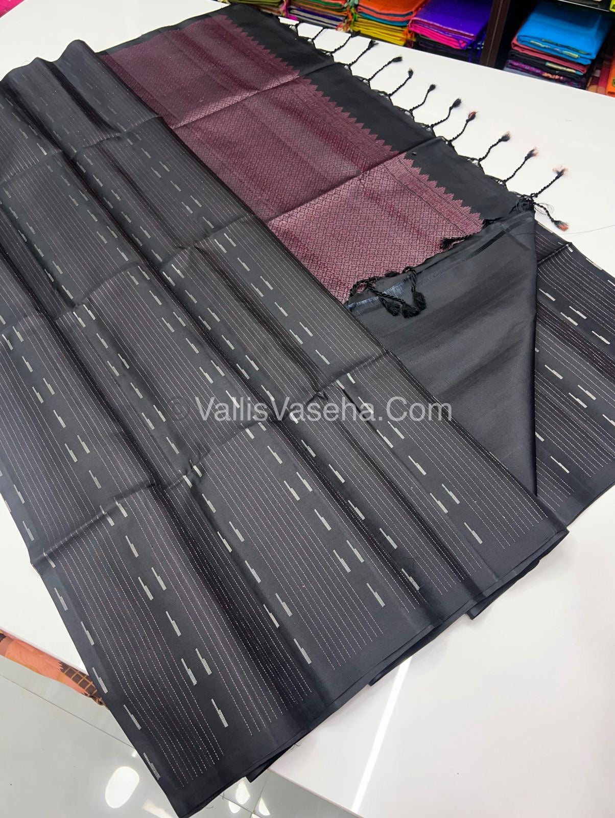 Pure Soft Silk Saree - Antique Zari - Border Less - Black - VVPSS037