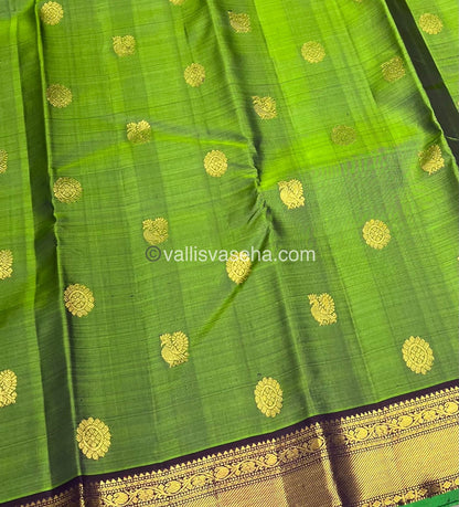 Pure Kanchipuram Silk Saree - Green & Wine/Green Combo - VVPS014