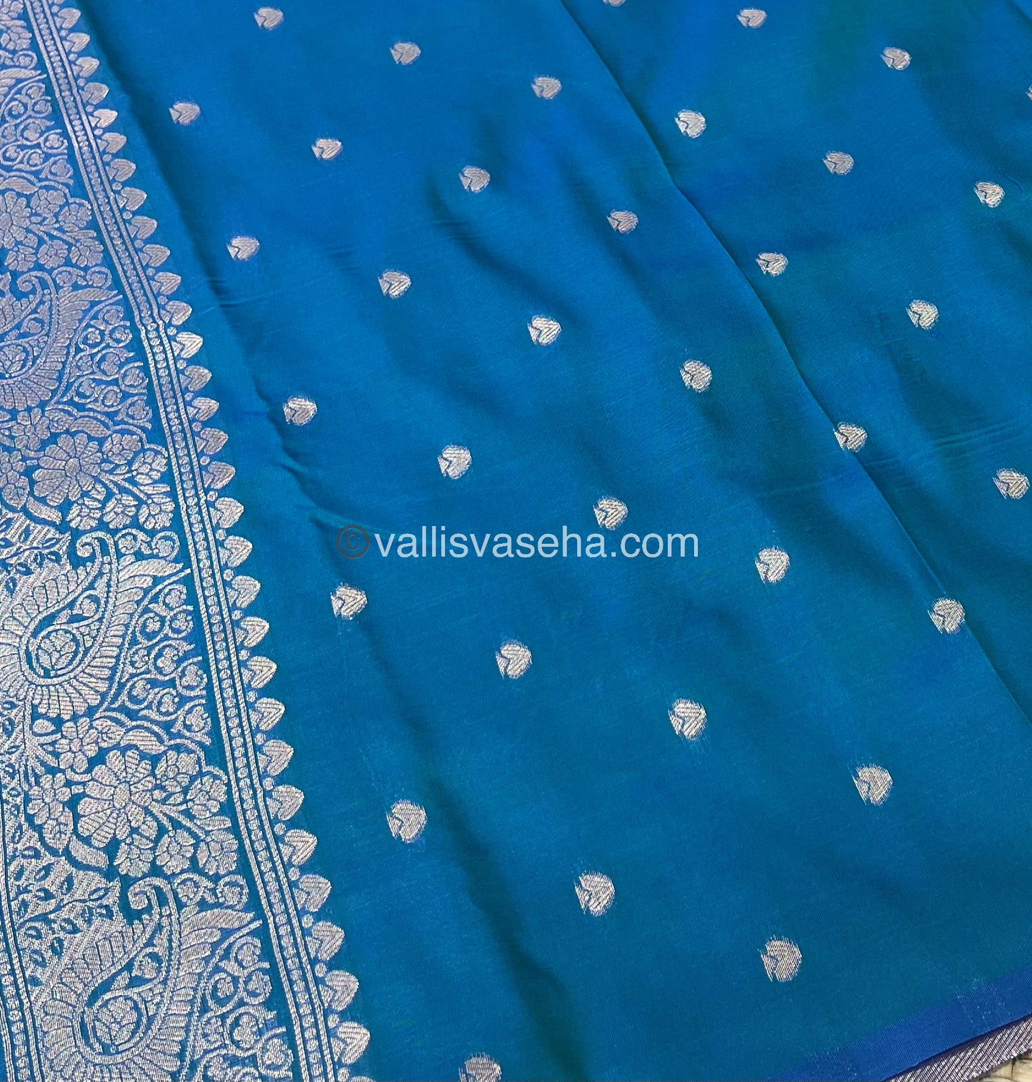 Semi Soft Silk - Peacock Blue Shade -VVSSS021