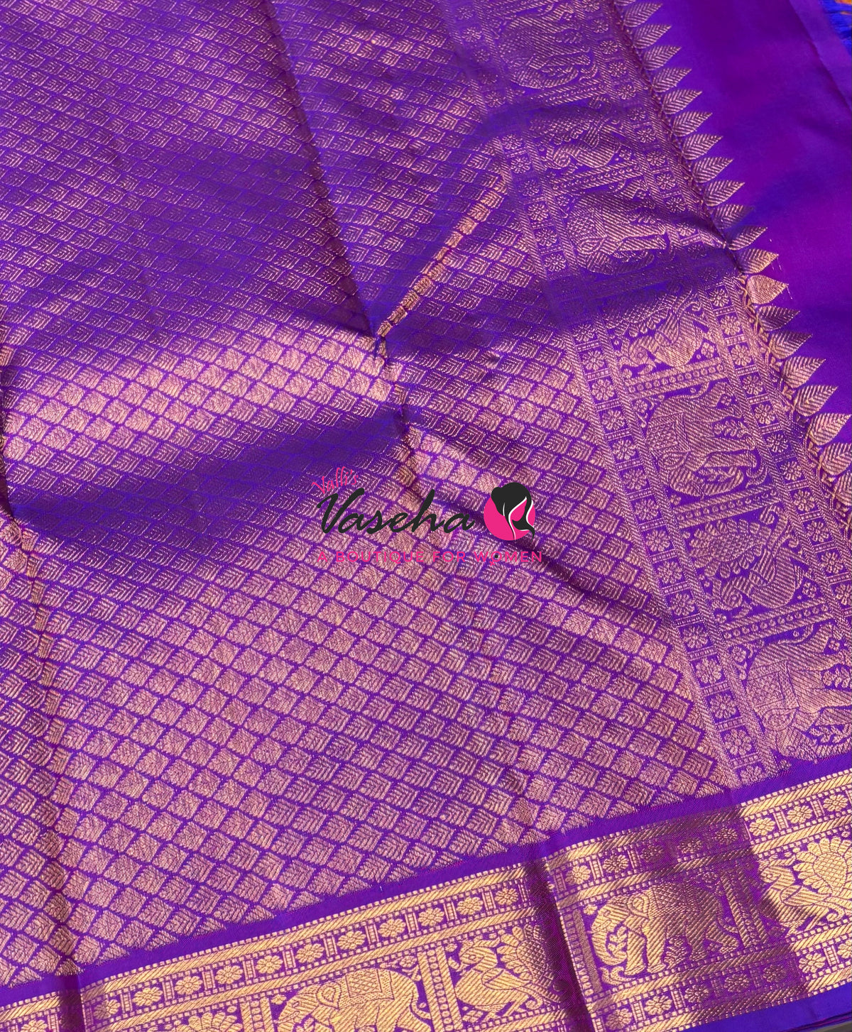 Pure Kanchipuram Silk Saree - Peach & Purple Combo - VVPS025