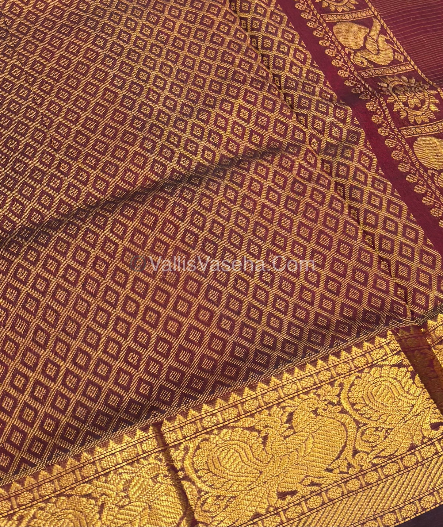 Pure Silk Cotton Saree - Vairavoosi checks - Mayil & Chakkaram - Maroon Shade - VVMCV001