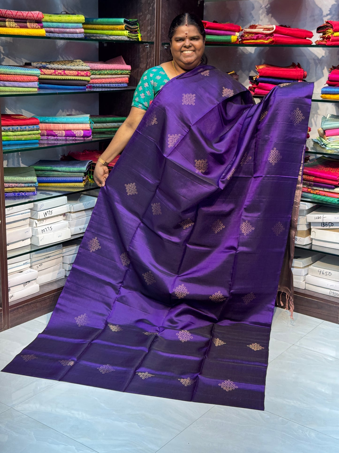 Pure Soft Silk Saree - Kolam design - VVPSS019