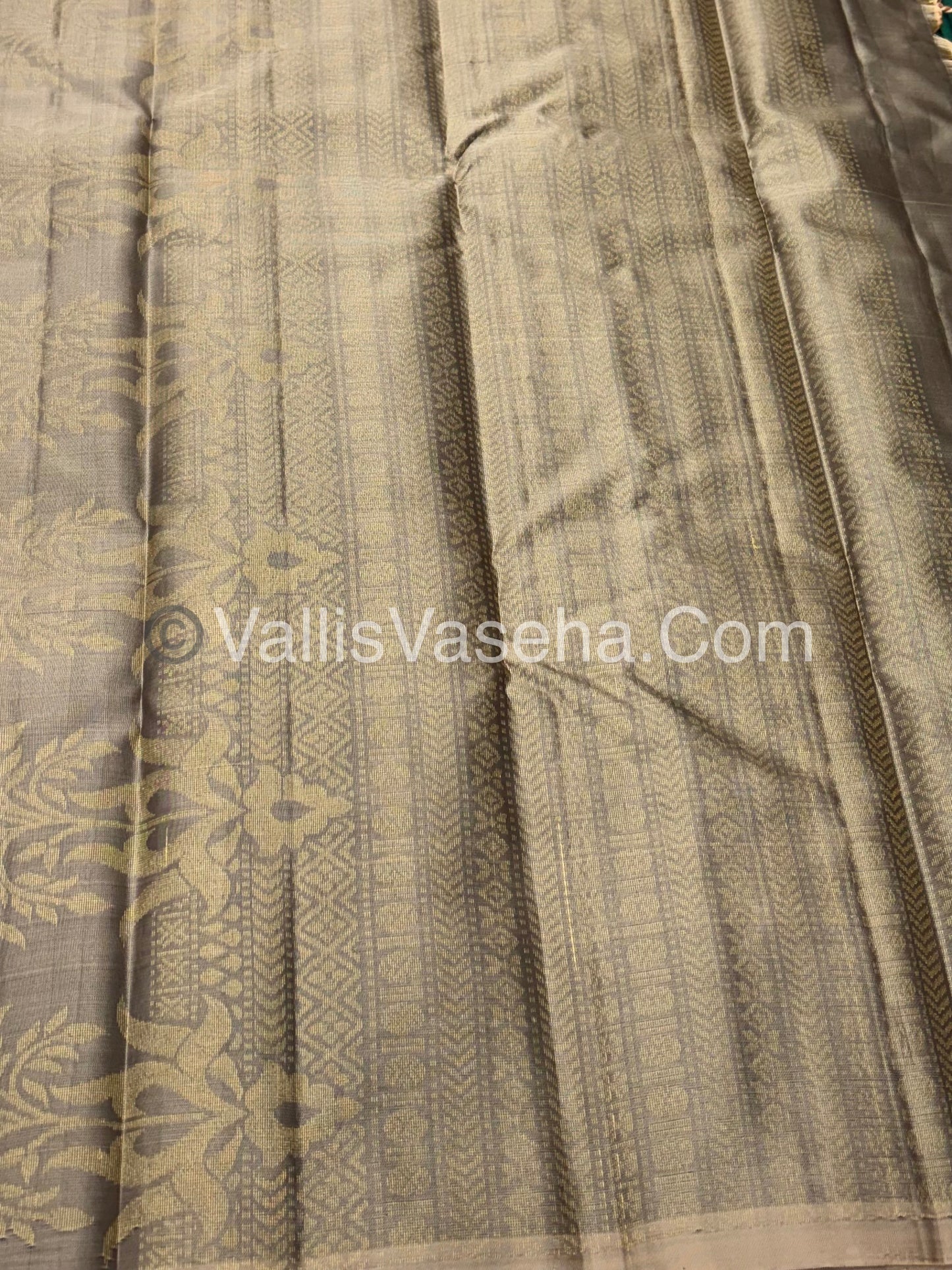 Half Mix - Pure Soft Silk Saree - VVPSS075
