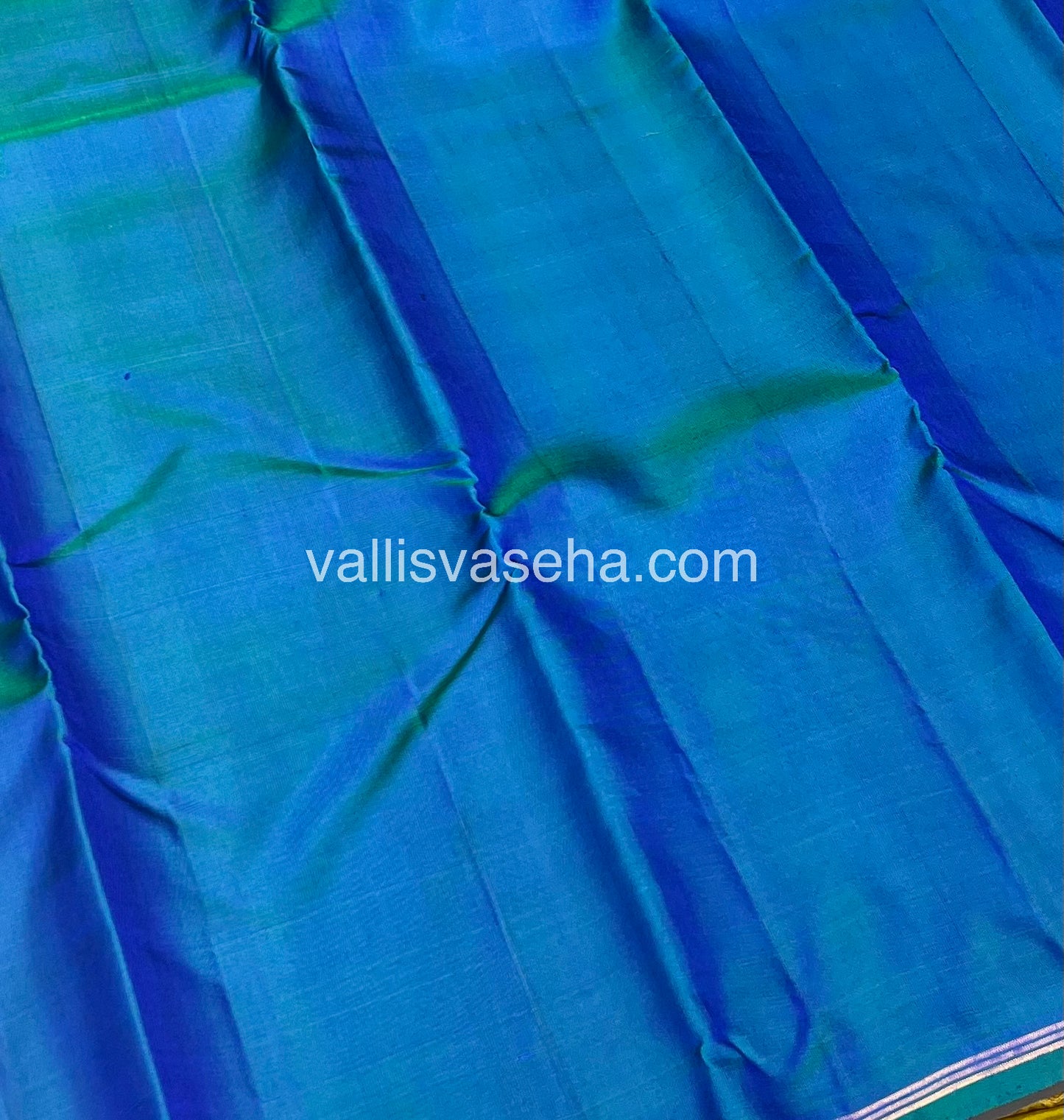 Pure Kanchipuram Silk  - Peacock Blue Shade - VVPS021