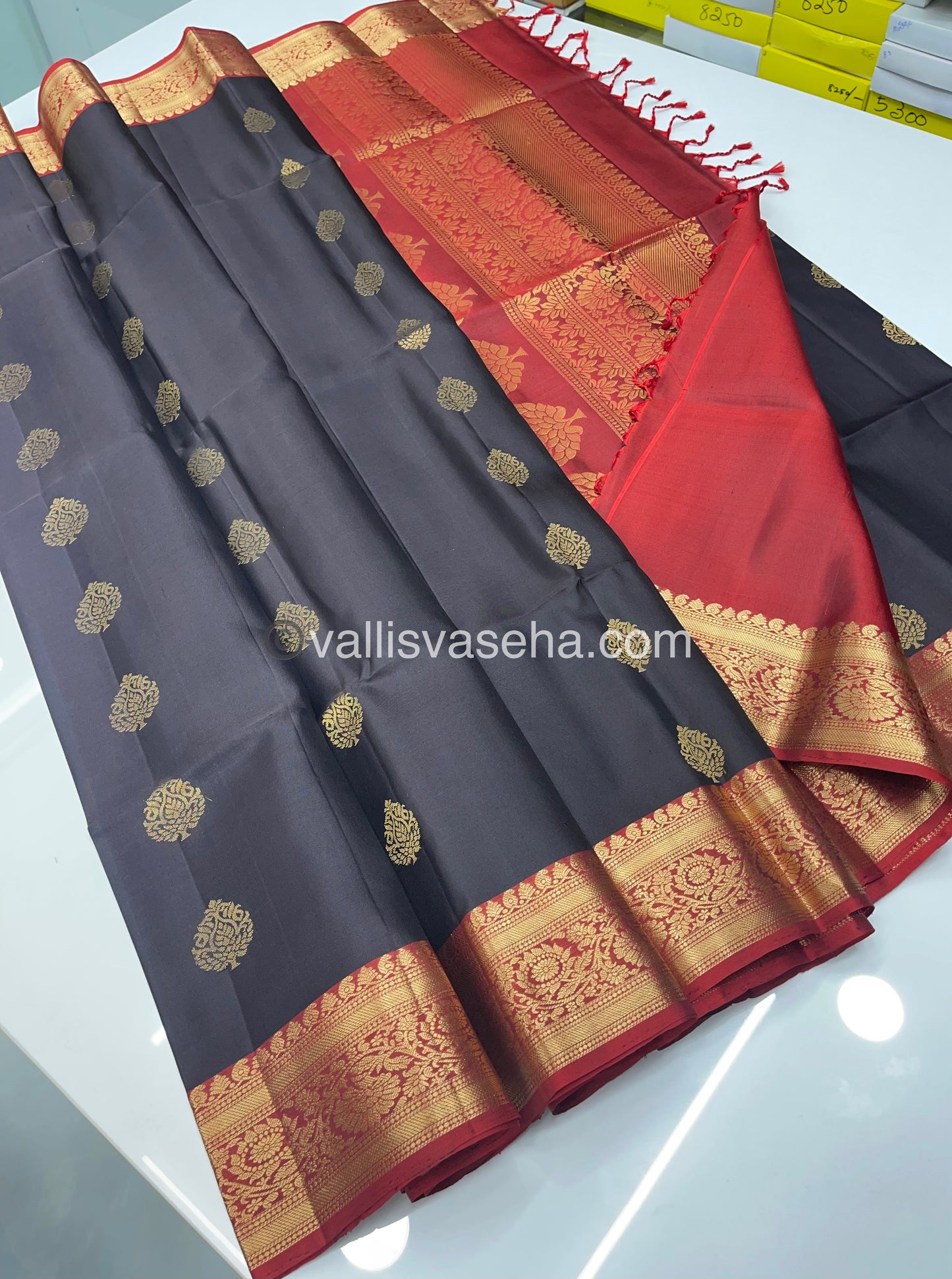 Pure Soft Silk Saree - Kanchi Border - VVPSS015