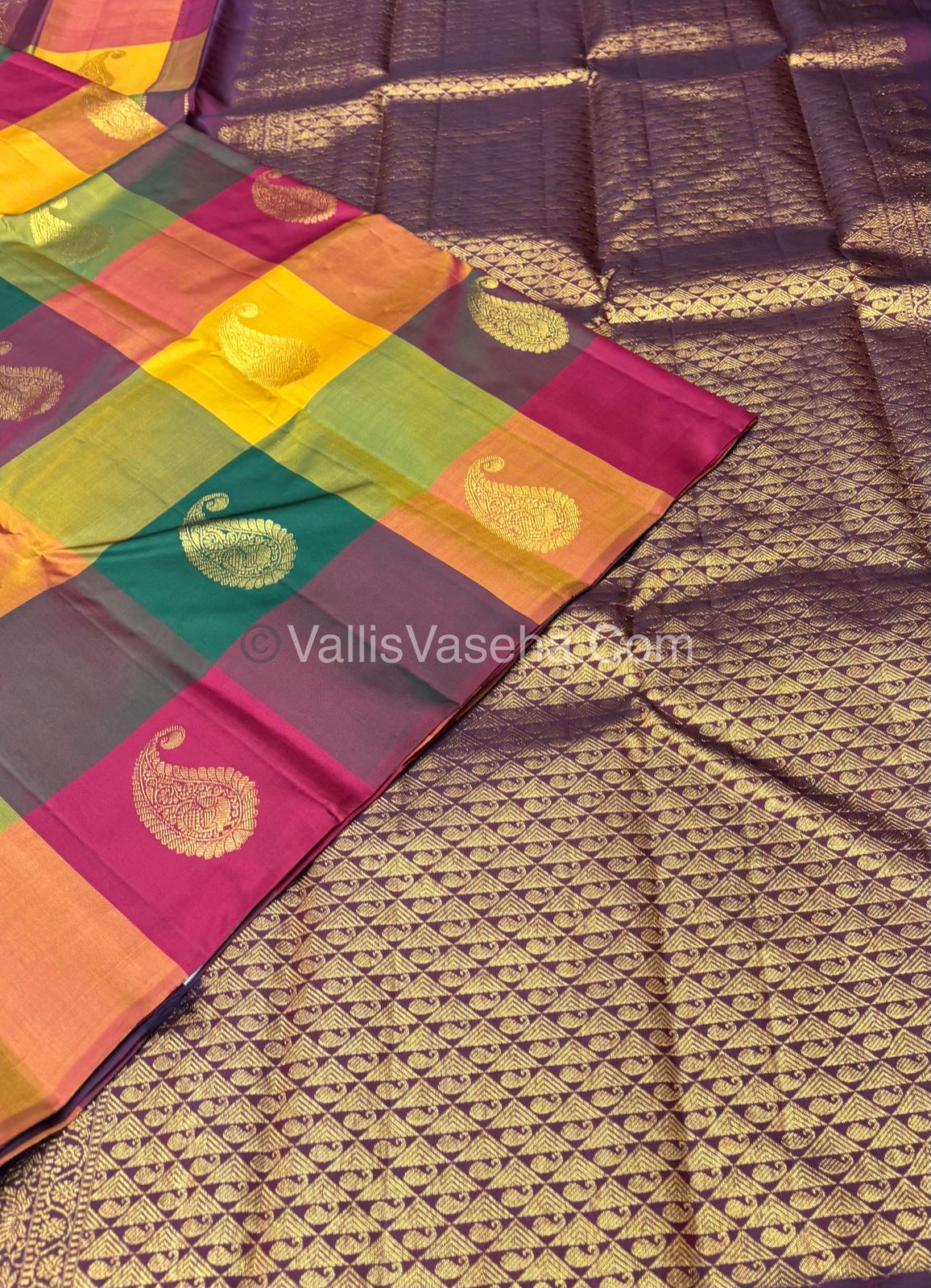 Pure Kanchipuram Silk Saree - Pazhum Pazhamum Checks - VVPS017