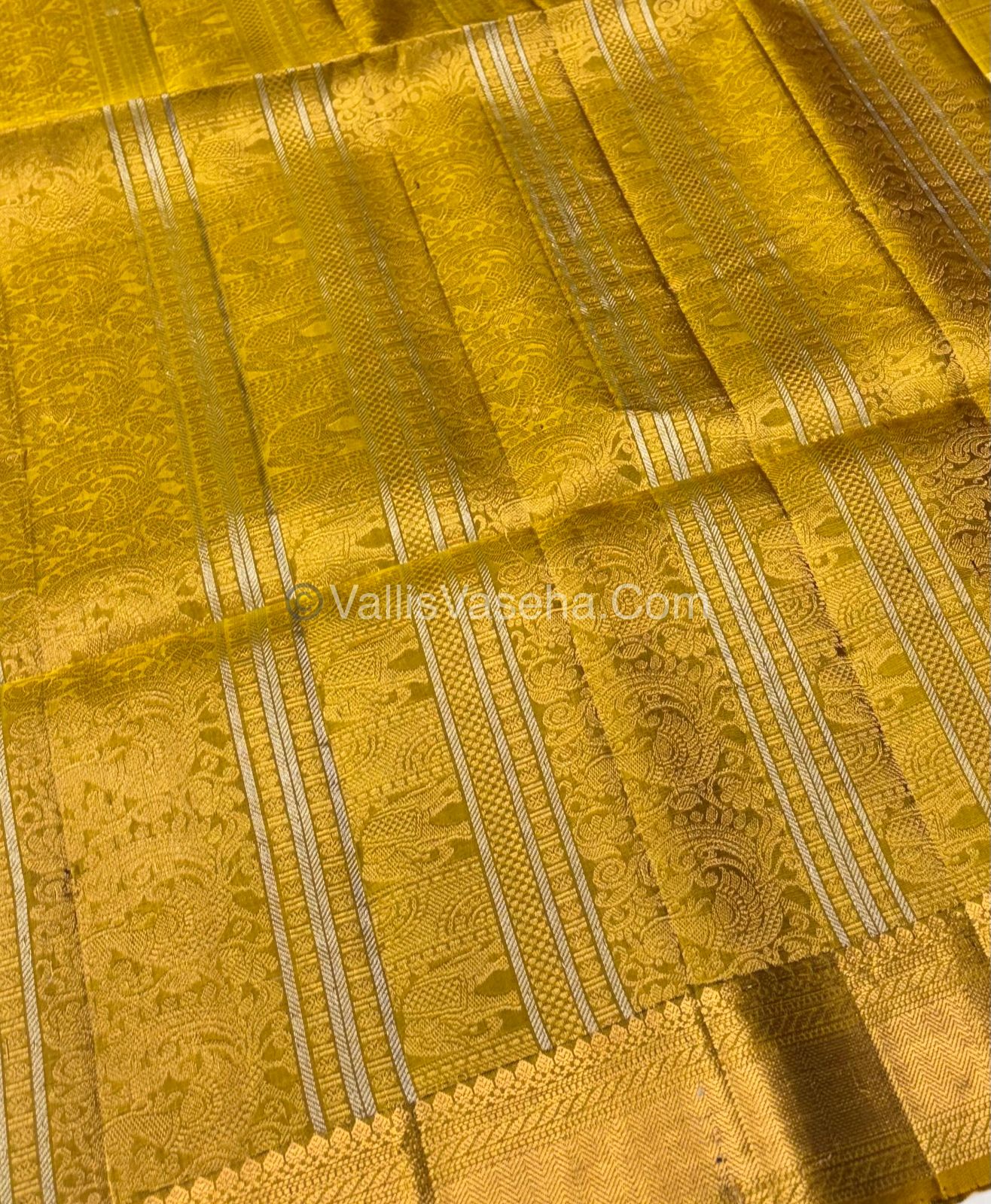 Pure Soft Silk Saree - Kanchi Border - Green & Yellow Combo - VVPSS057