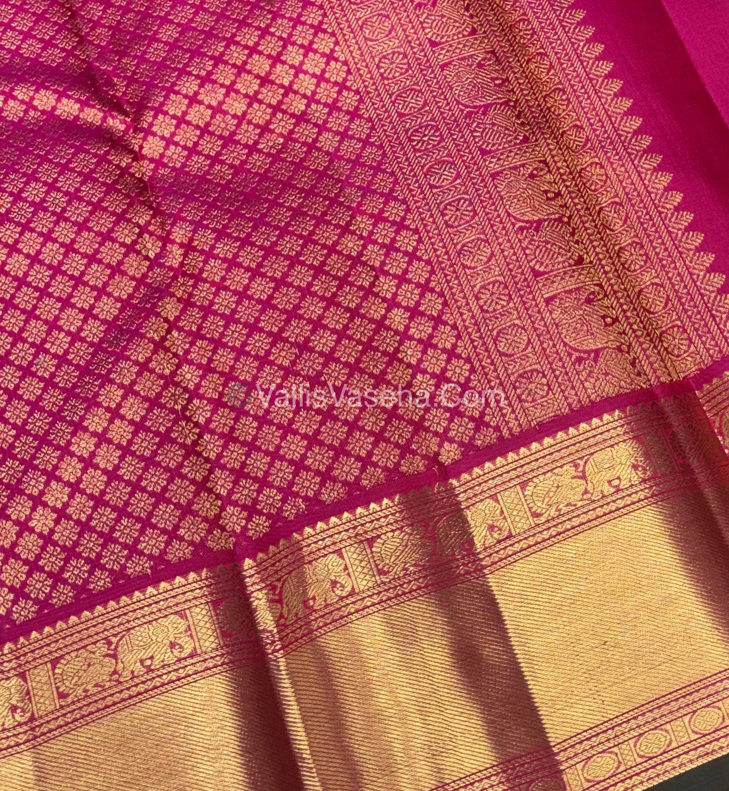 Pure Kanchipuram Silk Saree - Pink  Shade  - VVPS022