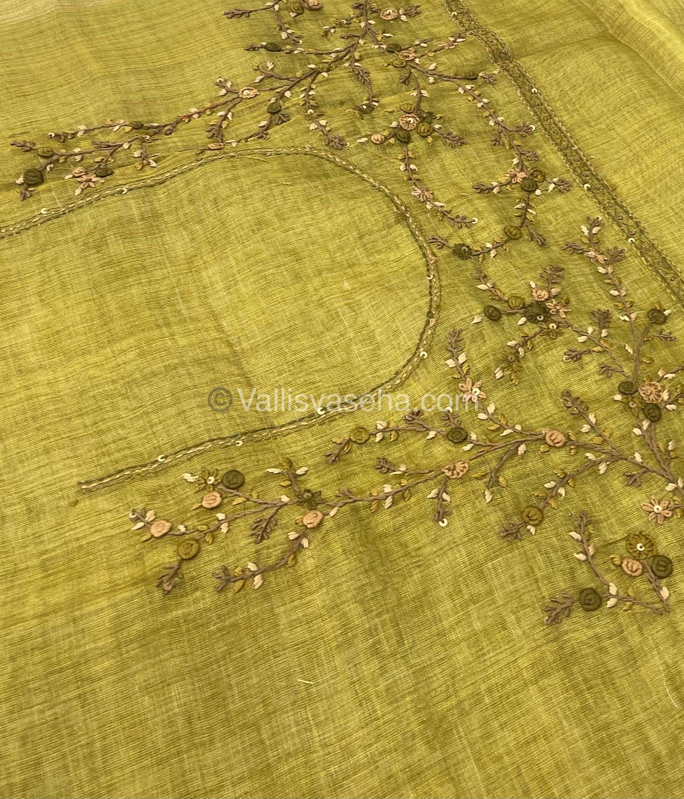 French Knot - Tissue Saree -  VVLFN001