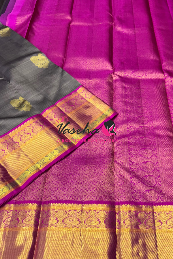 Pure Vintage Korvai Kanchipuram Silk Saree - Grey With Pink - VVPS099