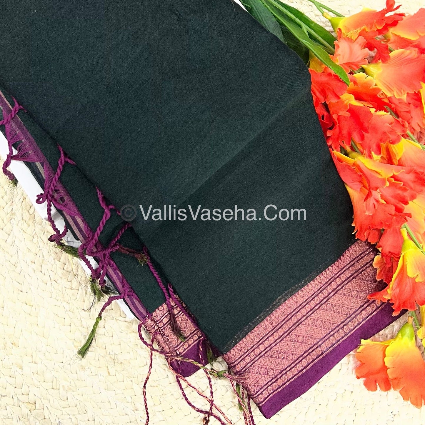 Dhaka Cotton Saree - VVDCS002