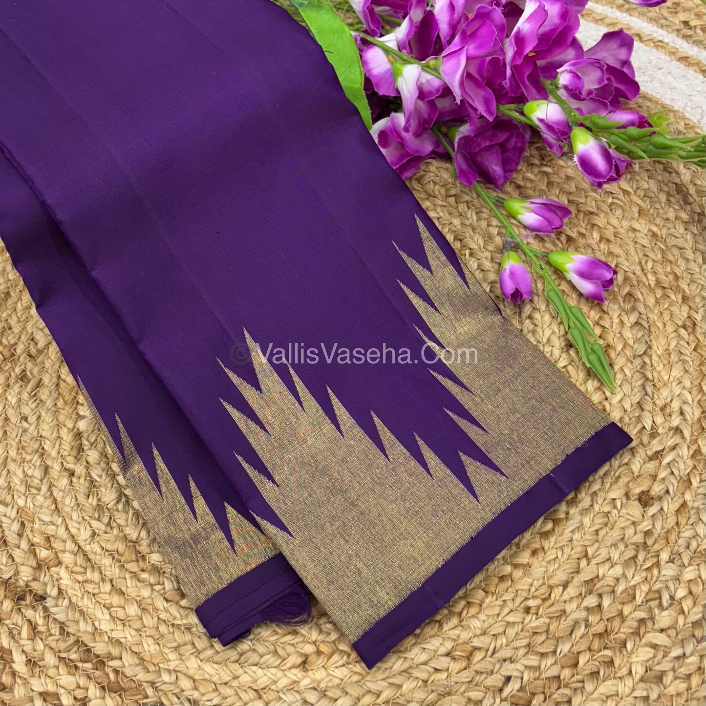 Pure Vintage Kanchipuram Silk Saree  - 8 Kol Weaving - Dark Purple Shade - VVPS019
