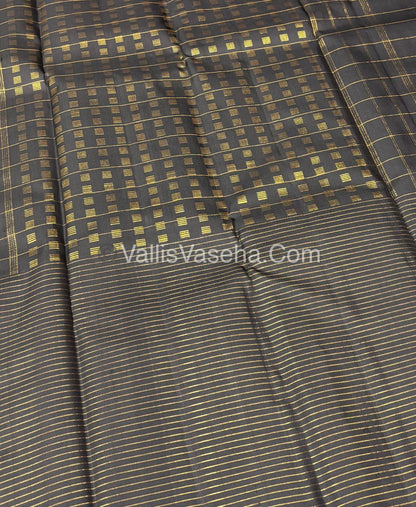 Pure Korvai Kanchipuram Silk Saree - Cream & Black Combo - VVPS035