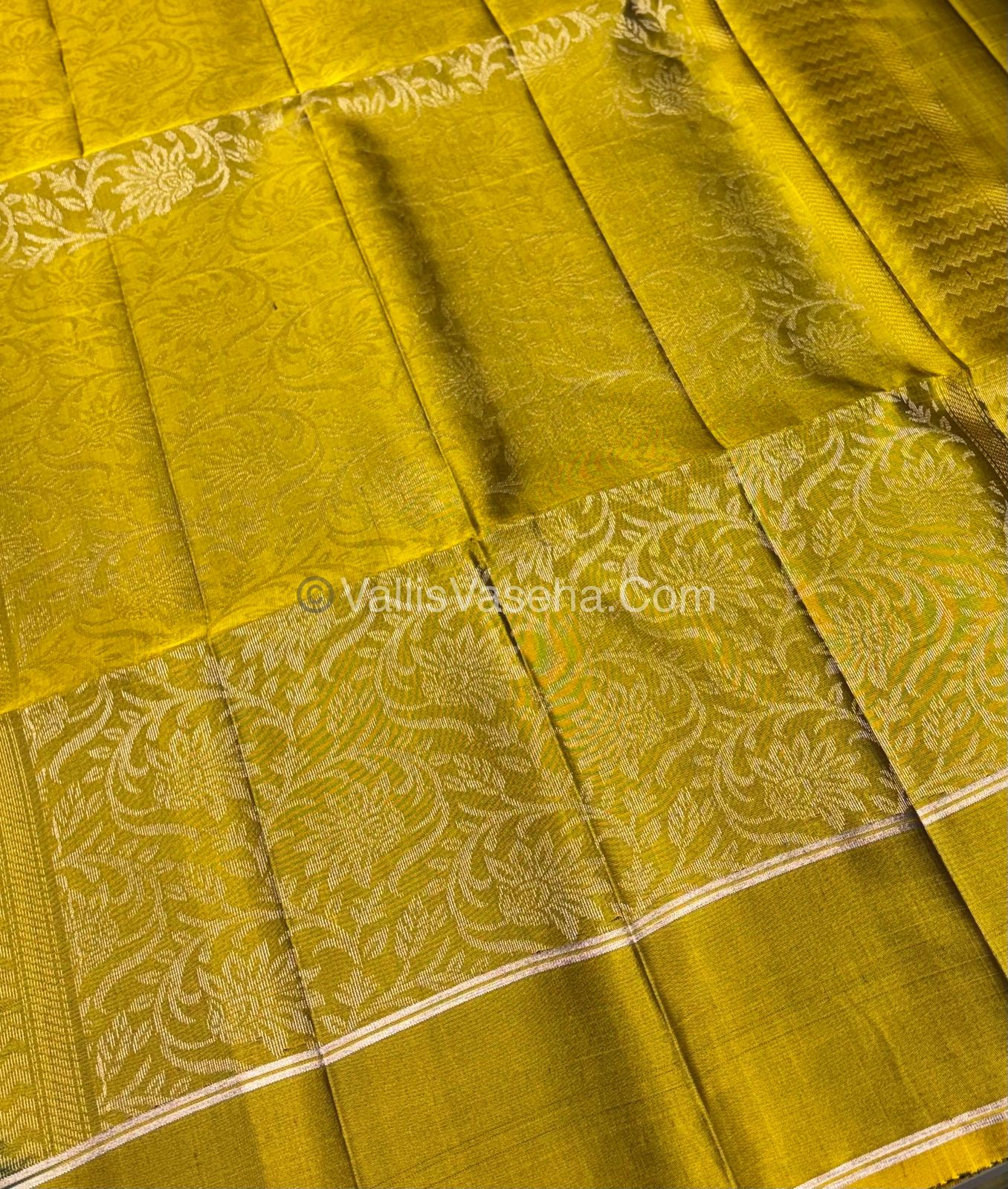Pure Soft Silk Saree  -  Green & Yellow Combo - VVPSS055