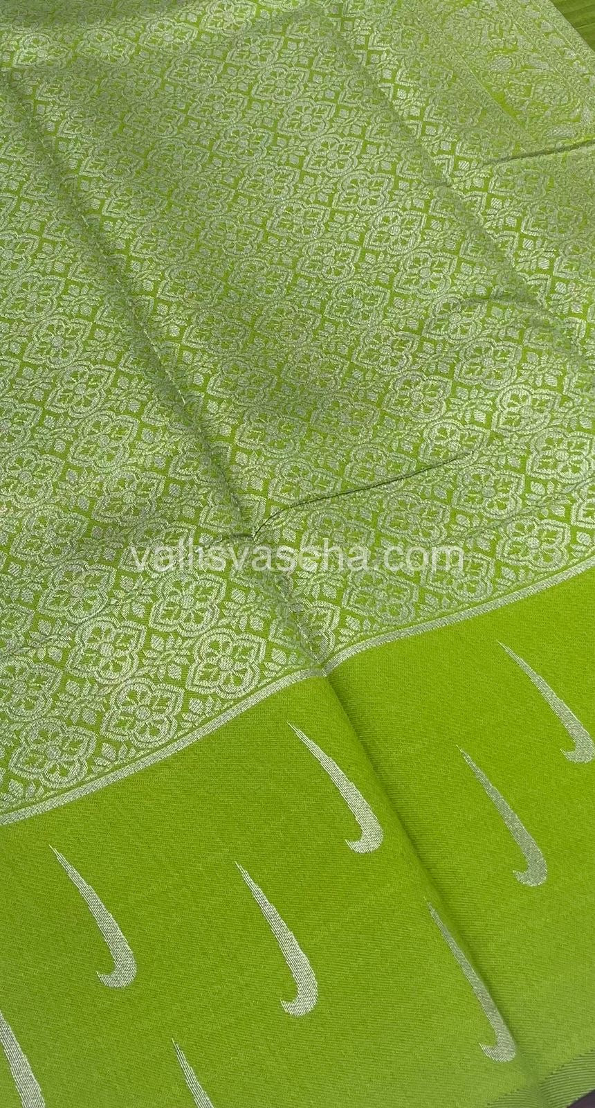 Kanchi Semi Silk - Merunish Pink With Green - VVKSS001