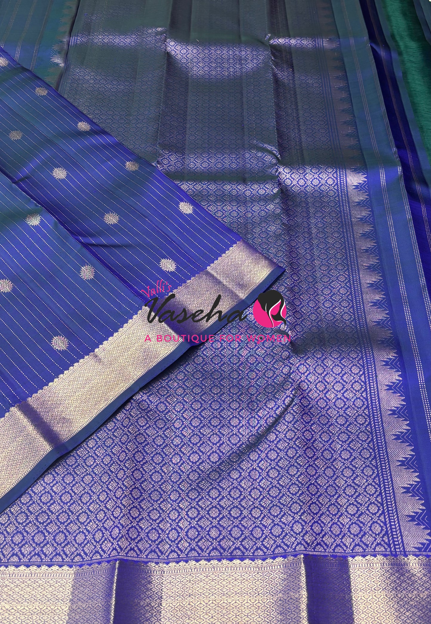 Pure Kanchipuram Silk Saree - Vairavoosi Design  - Dual Tone Blue Shade  - VVPS087