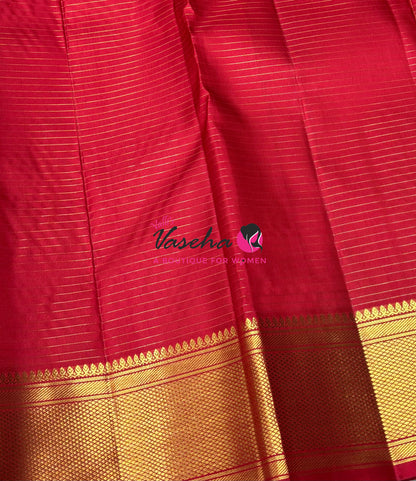 Pure Kanchipuram Silk Saree - Red Shade  - VVPS012