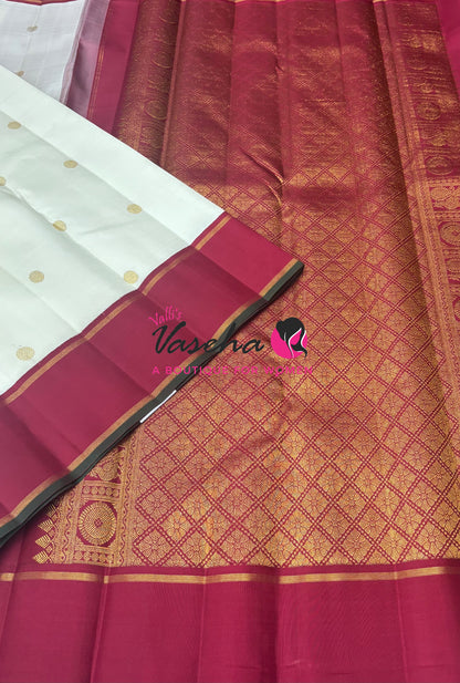 Pure Korvai Kanchipuram Silk Saree - White/ Cream & Maroon Combo - VVPS022