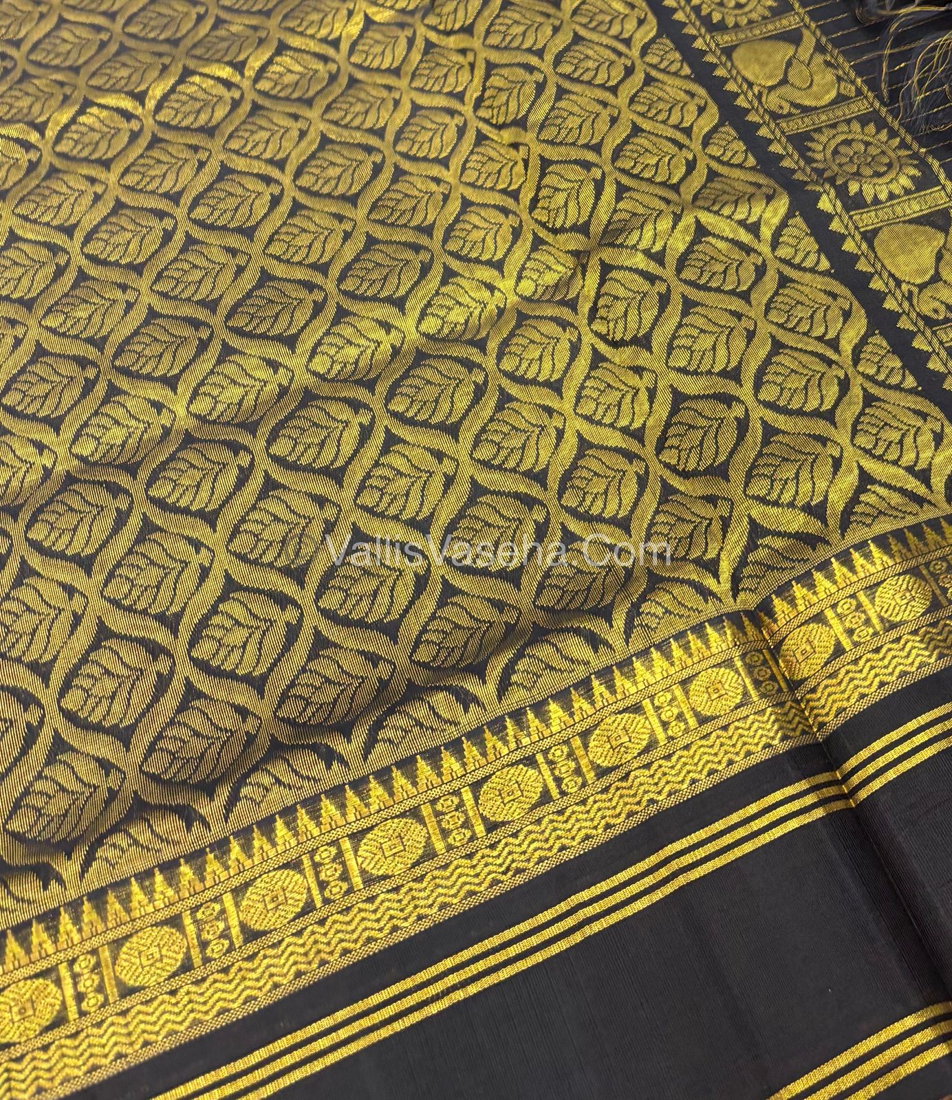 Pure Korvai Silk Cotton - Retta Petta Border - Pista Green with Black Combo - VVKSC010