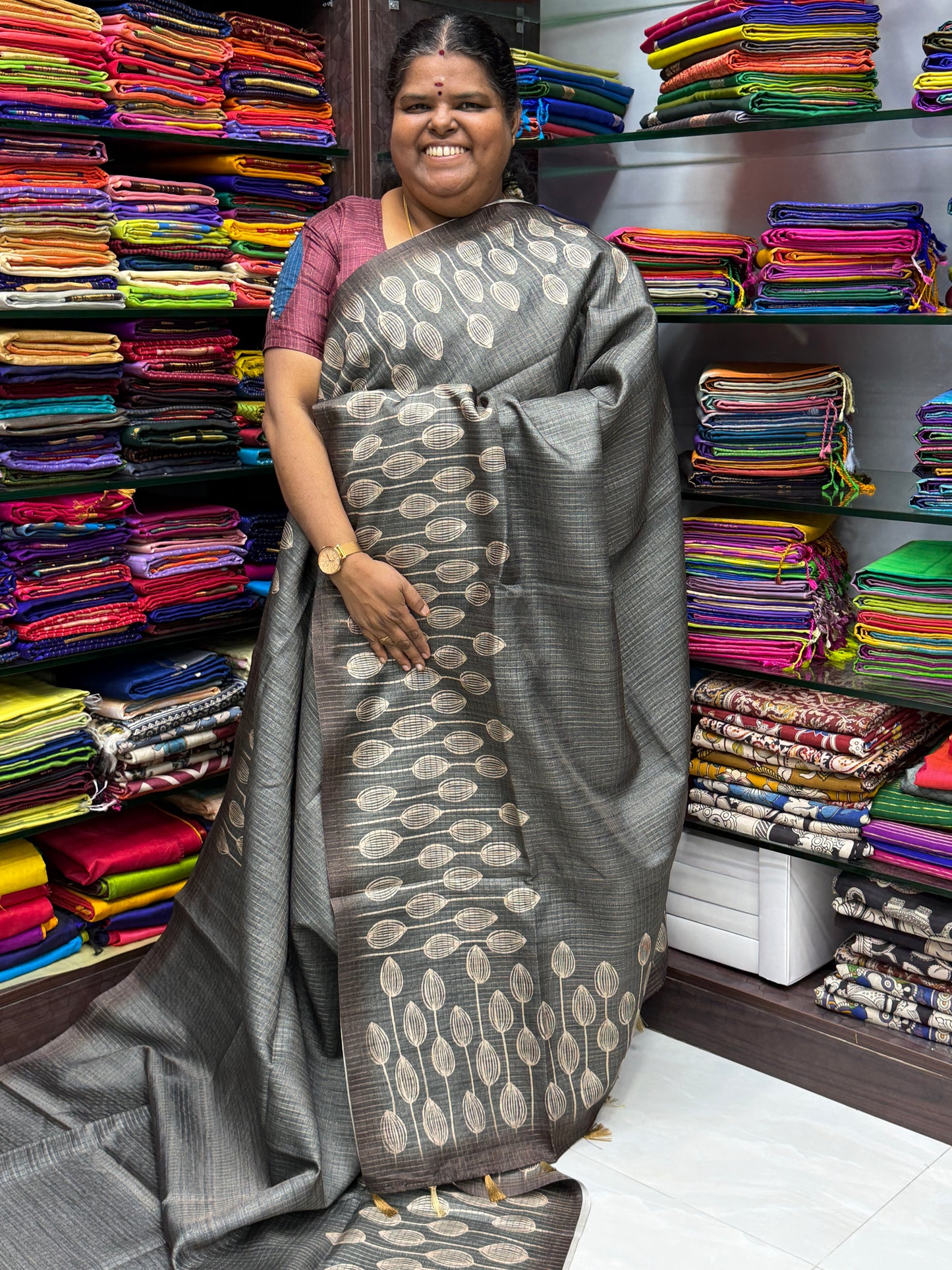 Art Tussar / Art Silk - Grey & Grey Shade - VVATS001