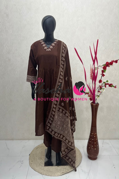 Ready Made | Anarkali |Salwar, Kameez & Duppatta(3pc)|Cotton |VVAS007