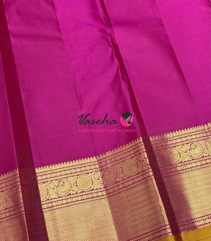 Pure Kanchipuram Silk Saree - Mandhulir Green & Pink Shade  - VVPS070