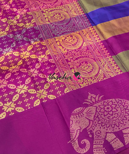 Semi Soft Silk  - Madras Checks Pattern - Purplish Pink Shade  - VVSSS042