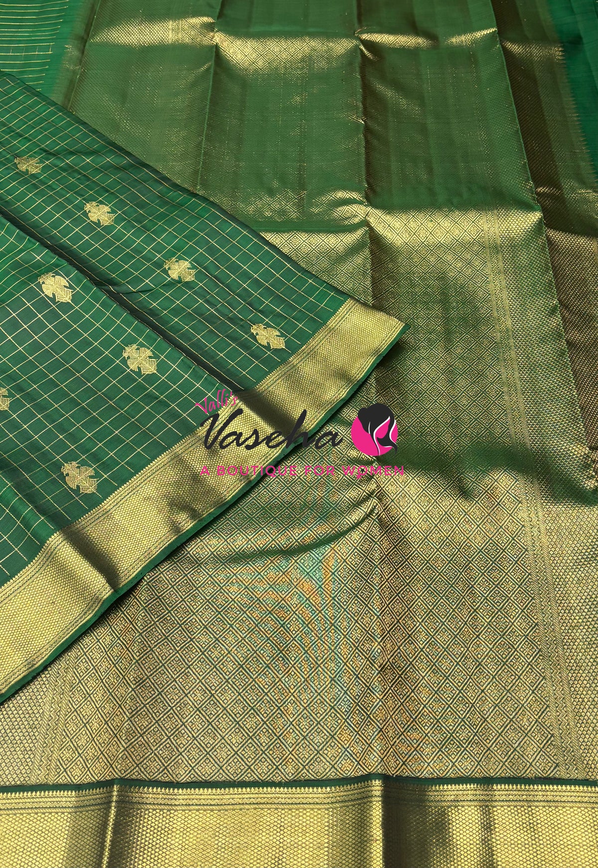 Pure Kanchipuram Silk Saree - Green Shade  - VVPS027