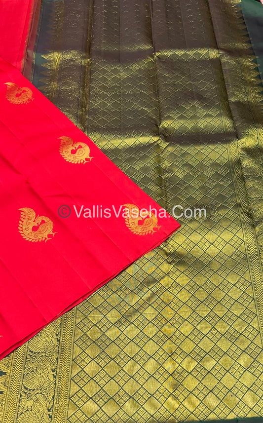 Pure Kanchipuram Silk Saree - Borderless - Red with Green - VVPS014