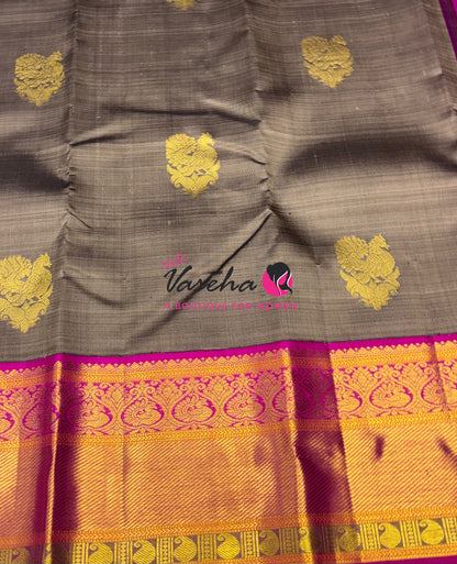 Pure Vintage Korvai Kanchipuram Silk Saree - Grey With Pink - VVPS099