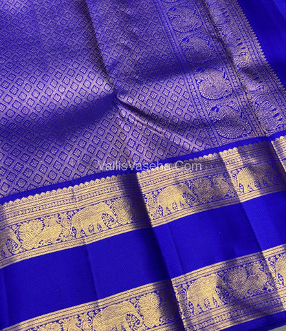 Pure Vintage Korvai Kanchipuram Silk Saree - Red & Blue Combo - VVPS021