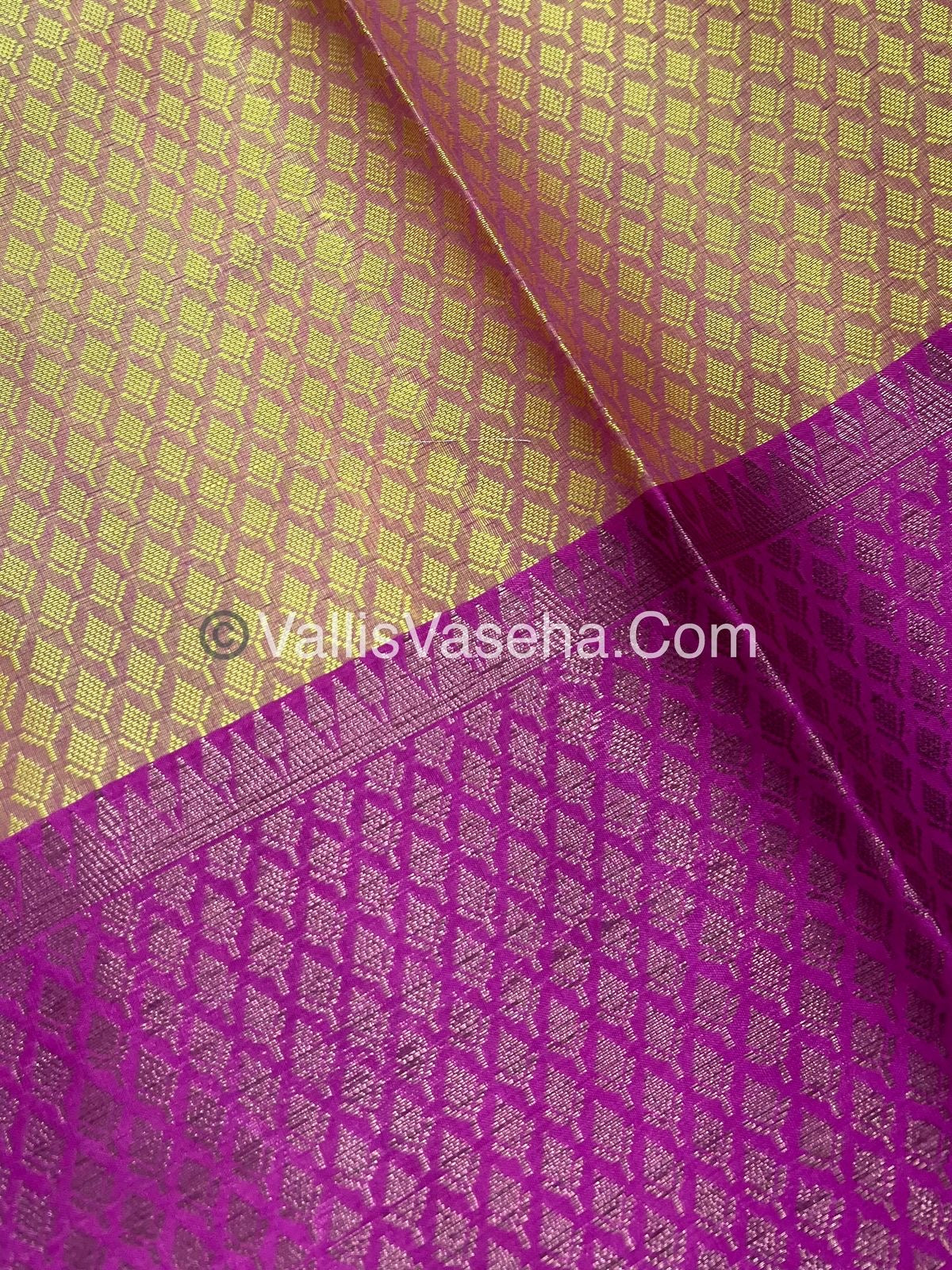 40% less - Offer Saree - Semi Banarsi Silk Saree - VVDS006