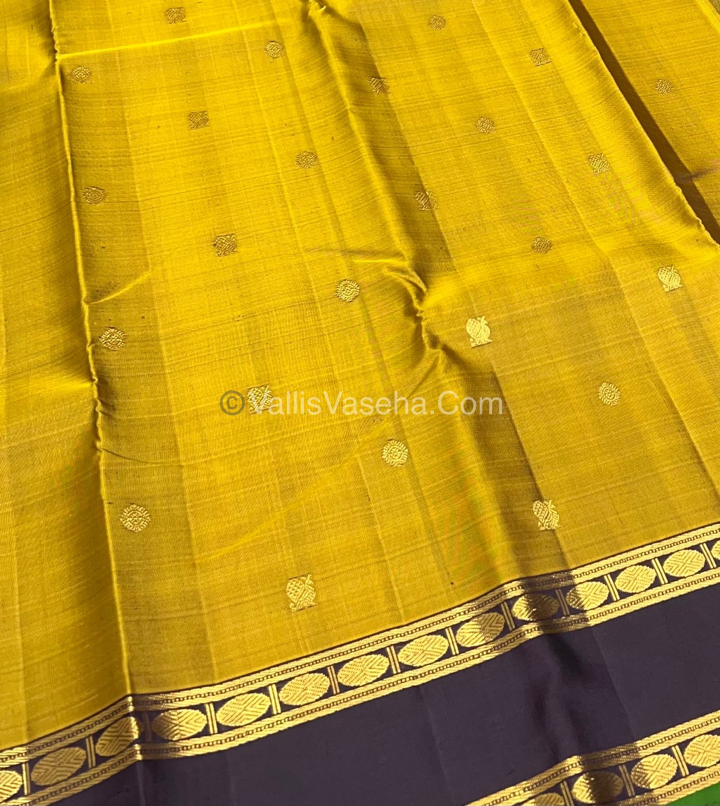 Pure Kanchipuram Silk Saree - Dual Tone Ventahyam Green & Dark Purple( Pakku Color) Combo - VVPS011