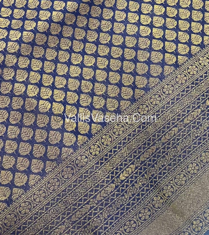 50% less - Offer Saree - Semi Soft Silk Saree   - VVDS006