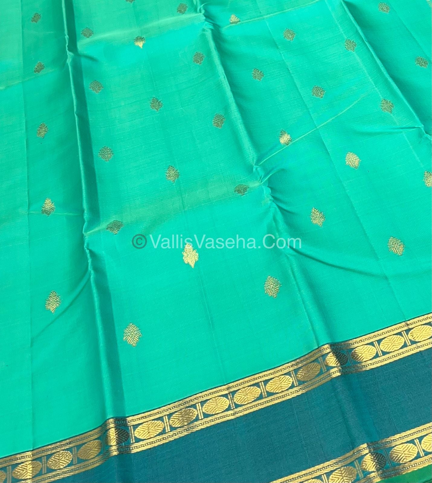 Pure Kanchipuram Silk Saree - Sea Greenish Blue & Light Ramar Bluish Green Combo - VVPS011
