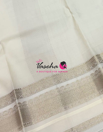 Semi Kanchi Silk  - Pista Green & Cream - VVSKS007
