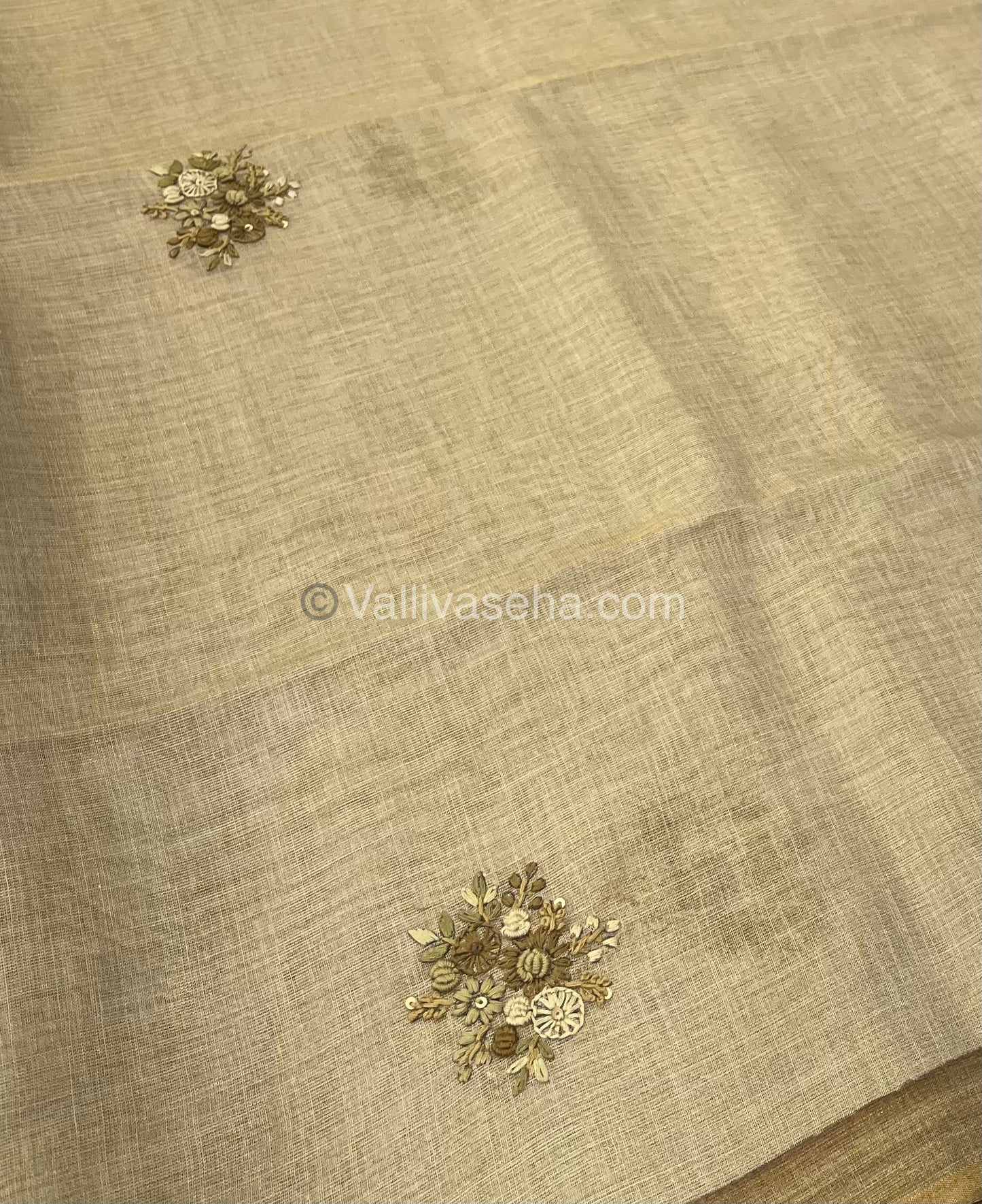 French Knot - Tissue Saree -  VVLFN001