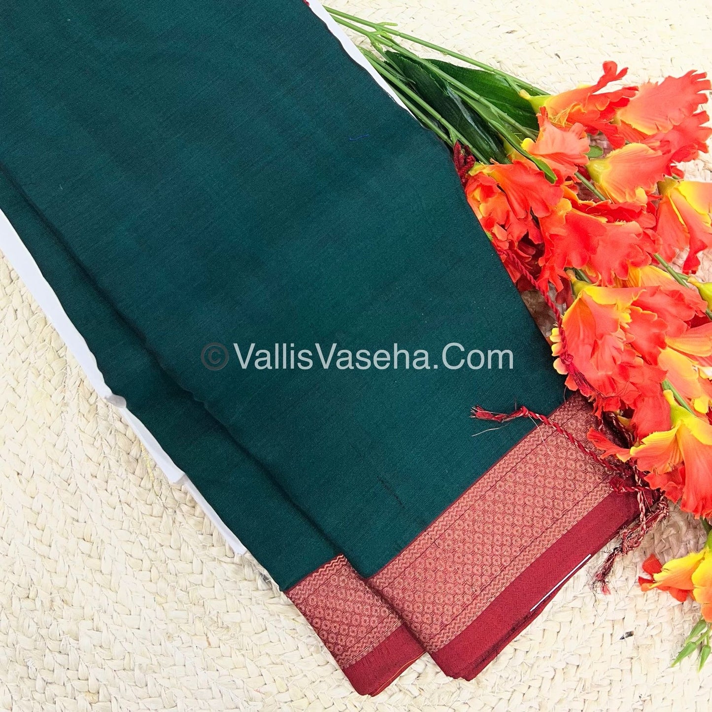 Dhaka Cotton Saree - VVDCS002
