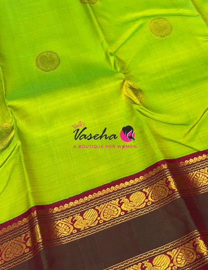 Pure Korvai Kanchipuram Silk Saree - Parrot Green & Maroon Combo - VVPS022