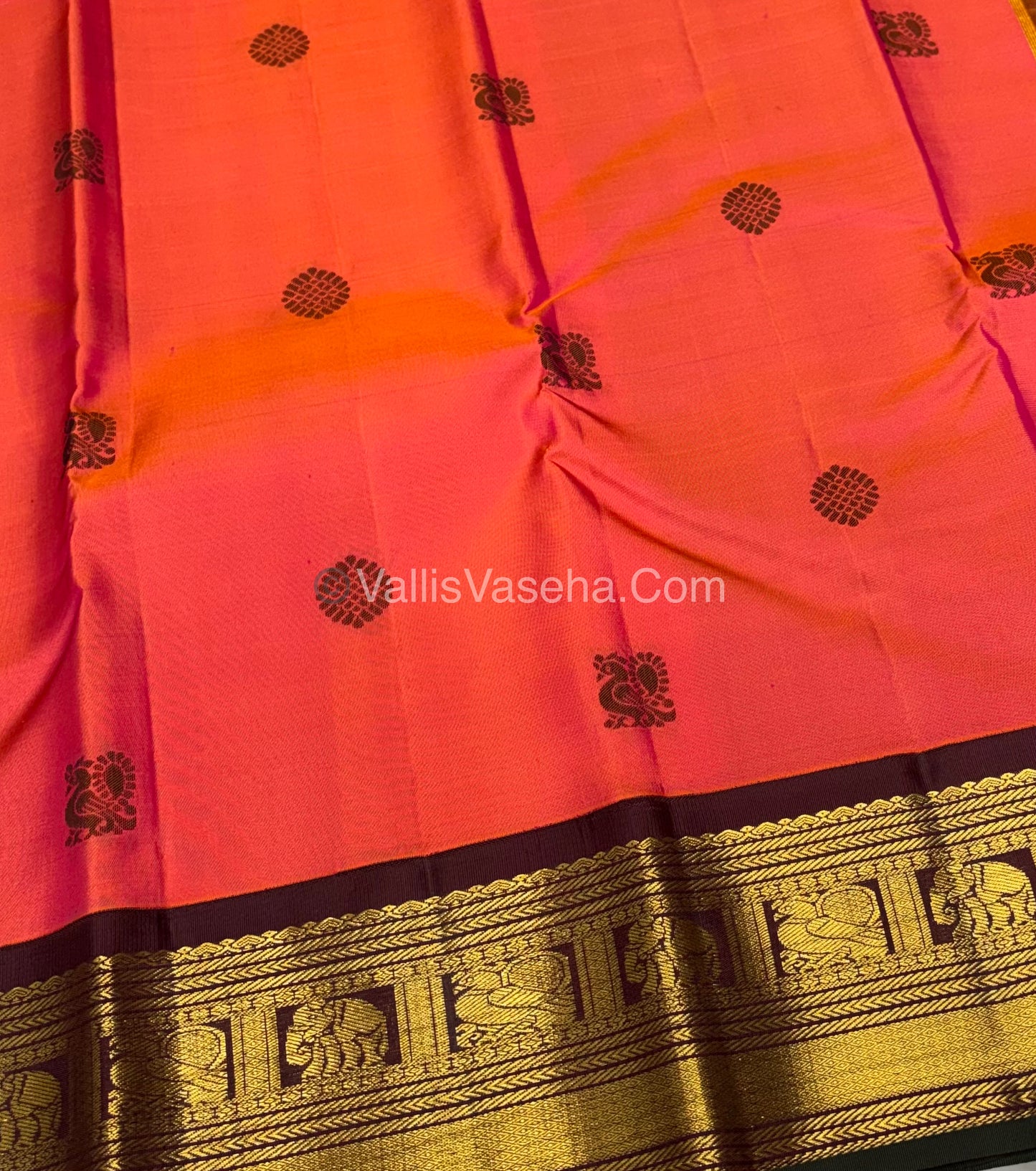 Pure Vintage Korvai Kanchipuram Silk Saree - Dual Tone Peach Gold & Wine Purplish Brown Combo - VVPS028