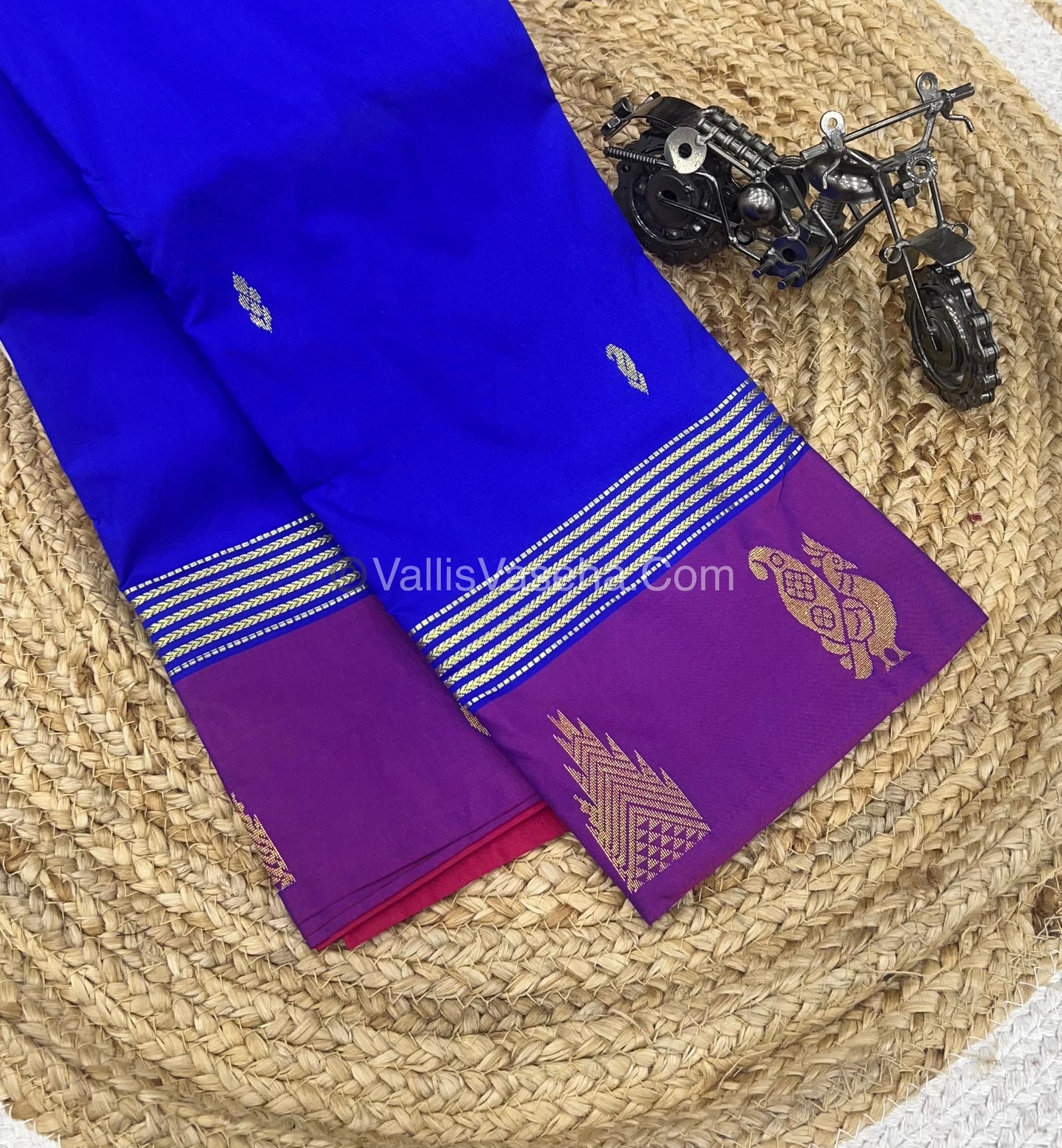 Semi Silk Saree - Kanchi Pattu Style - VVSSS004