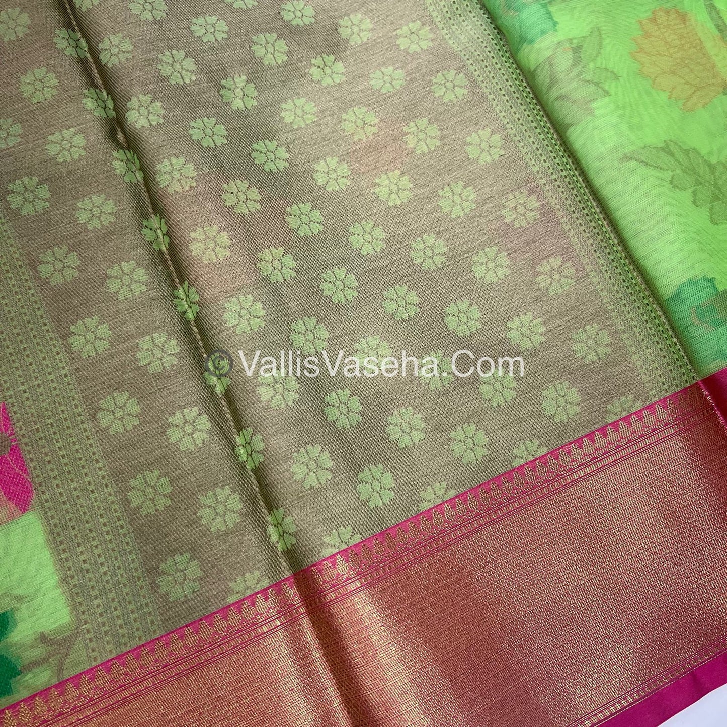 40% less - Offer Saree - Semi Banarasi Saree - VVDS007